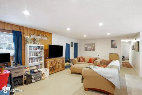 11318 Echo St, Eagle River, AK 99577 photo 26