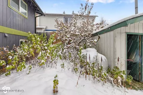 11318 Echo St, Eagle River, AK 99577 photo 41