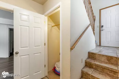 11318 Echo St, Eagle River, AK 99577 photo 20