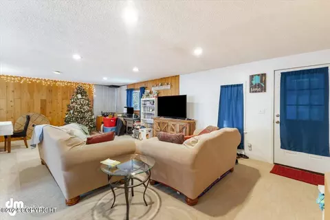 11318 Echo St, Eagle River, AK 99577 photo 24