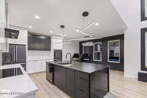 Kitchen - 8845 E Windy Woods Loop, Palmer, AK 99645 photo 2 of 6