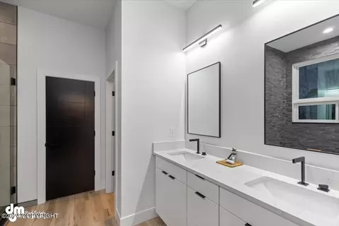 Bath - 8845 E Windy Woods Loop, Palmer, AK 99645 photo 1 of 11