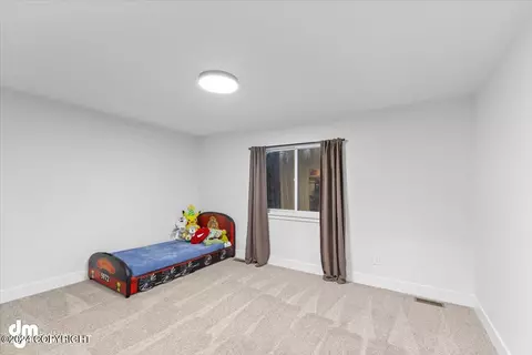 Bedroom - 8845 E Windy Woods Loop, Palmer, AK 99645 photo 9 of 10