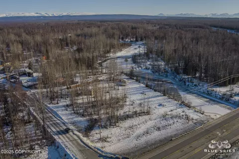 24350 W Pool Dr, Willow, AK 99688