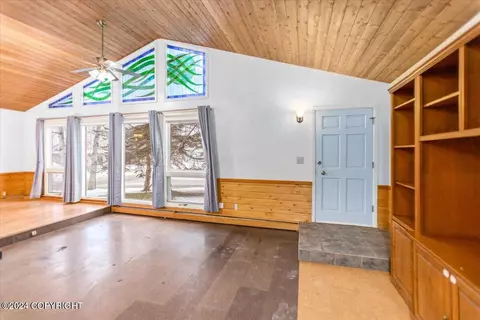 5114 E 42nd Ave, Anchorage, AK 99508 photo 6