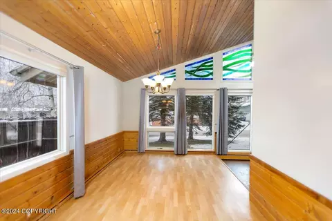 5114 E 42nd Ave, Anchorage, AK 99508 photo 42