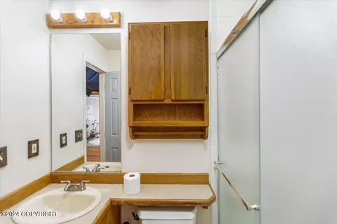 5114 E 42nd Ave, Anchorage, AK 99508 photo 35