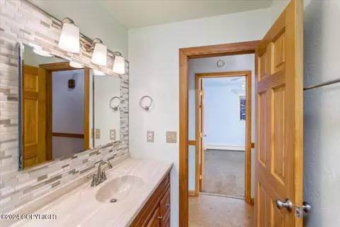 5114 E 42nd Ave, Anchorage, AK 99508 photo 29