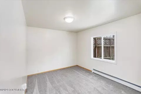 5114 E 42nd Ave, Anchorage, AK 99508 photo 27