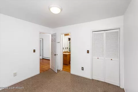 5114 E 42nd Ave, Anchorage, AK 99508 photo 33