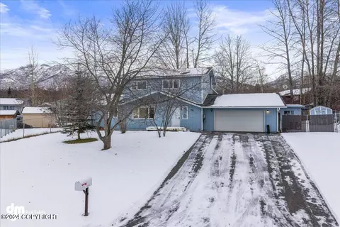 3441 Evergreen St, Anchorage, AK 99504