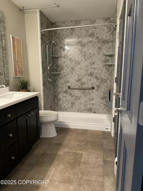 Bath - 7827 Stanley Dr, Anchorage, AK 99518 photo 4 of 4