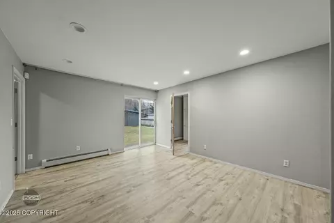 Living - 7827 Stanley Dr, Anchorage, AK 99518 photo 5 of 11