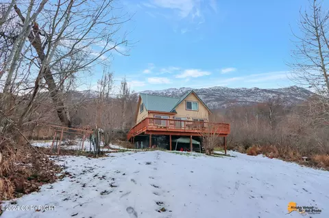 20275 E Birch Hill Dr, Palmer, AK 99645