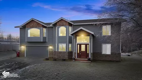 1260 W Tammy Cir, Palmer, AK 99645
