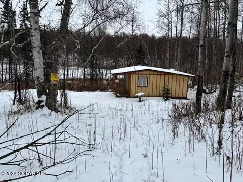 2120 N Robinette St, Wasilla, AK 99654