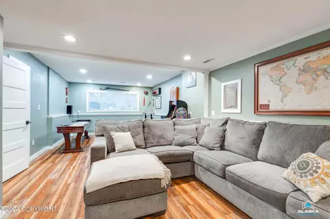 9106 W Parkview Terrace Loop, Eagle River, AK 99577 photo 23