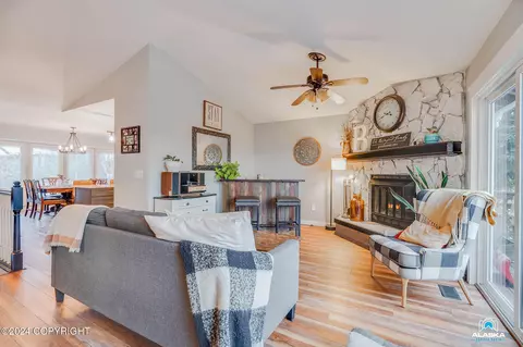 9106 W Parkview Terrace Loop, Eagle River, AK 99577 photo 10