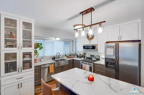 9106 W Parkview Terrace Loop, Eagle River, AK 99577 photo 4