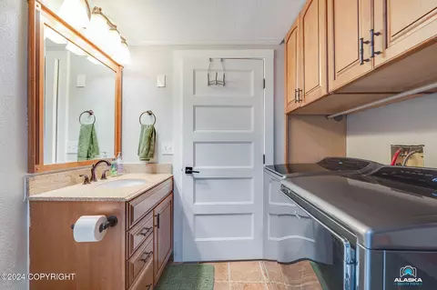 9106 W Parkview Terrace Loop, Eagle River, AK 99577 photo 22