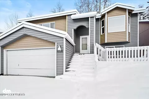 18621 Gibens Cir, Eagle River, AK 99577 photo 2