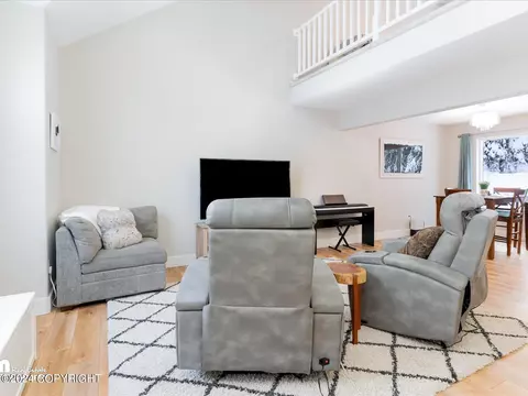 19654 War Admiral Rd, Eagle River, AK 99577 photo 5