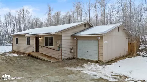 6250 W Yachtsman Cir, Wasilla, AK 99654