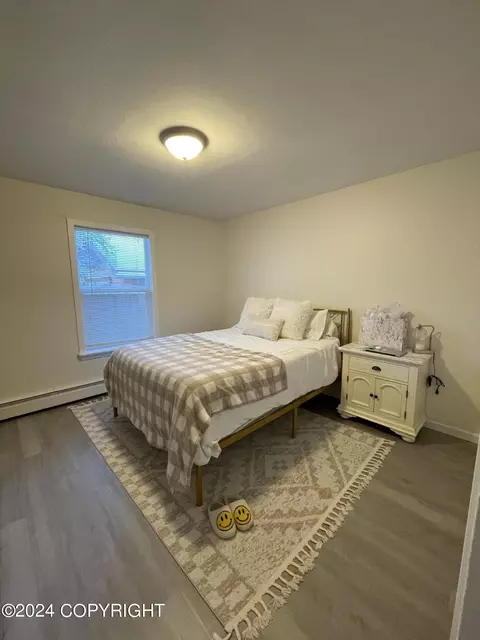 8043 Cranberry St, Anchorage, AK 99502 photo 23