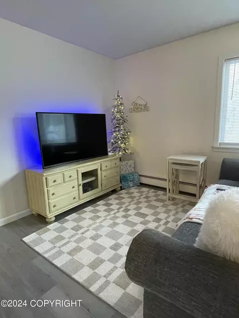 8043 Cranberry St, Anchorage, AK 99502 photo 17