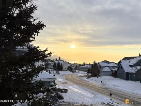 4942 Cape Seville Dr, Anchorage, AK 99516