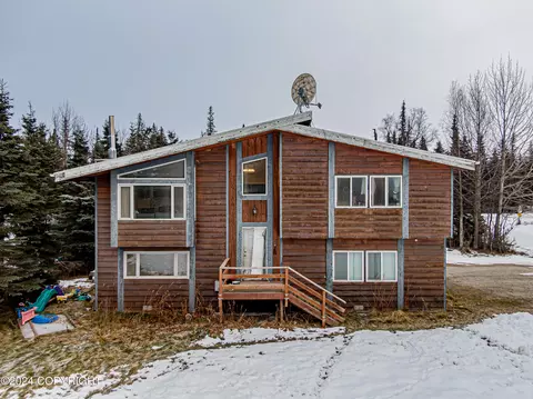 53670 Lynn Ct, Kenai, AK 99611