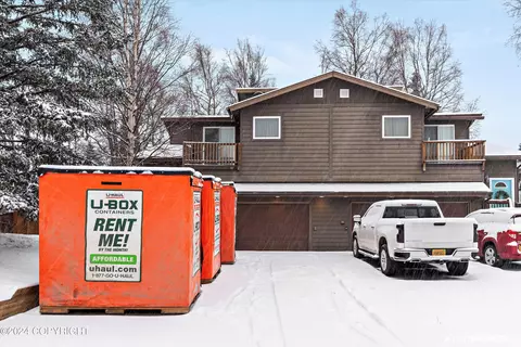 9450 W Kanaga Loop, Eagle River, AK 99577