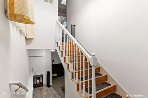 9450 W Kanaga Loop, Eagle River, AK 99577 photo 16
