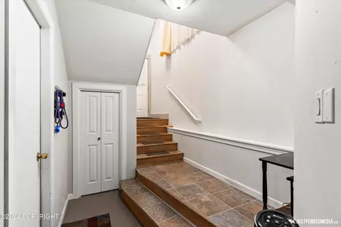 9450 W Kanaga Loop, Eagle River, AK 99577 photo 17