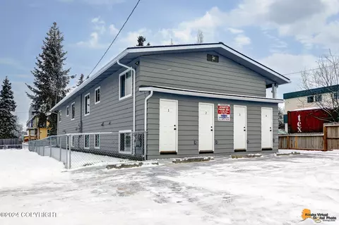 818 E 10th Ave, Anchorage, AK 99501 photo 3