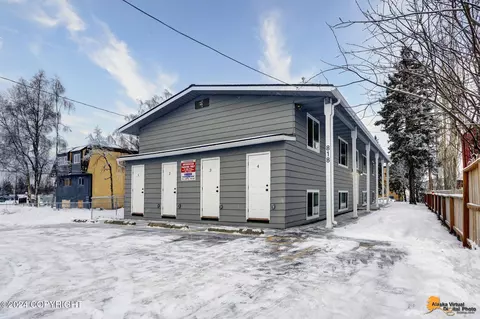 818 E 10th Ave, Anchorage, AK 99501 photo 2