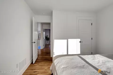 Bedroom - 4657 E Gemini Ln, Wasilla, AK 99654 photo 5 of 8