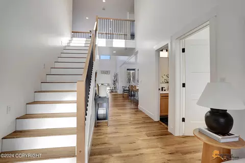 Entry Way - 4657 E Gemini Ln, Wasilla, AK 99654 photo 2 of 6
