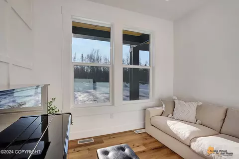 Living - 4657 E Gemini Ln, Wasilla, AK 99654 photo 1 of 6