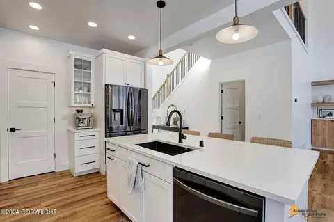 Kitchen - 4657 E Gemini Ln, Wasilla, AK 99654 photo 6 of 7
