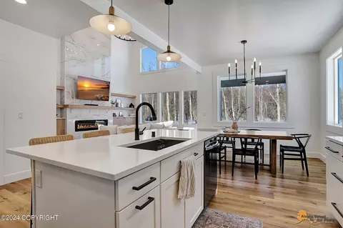 Kitchen - 4657 E Gemini Ln, Wasilla, AK 99654 photo 7 of 7