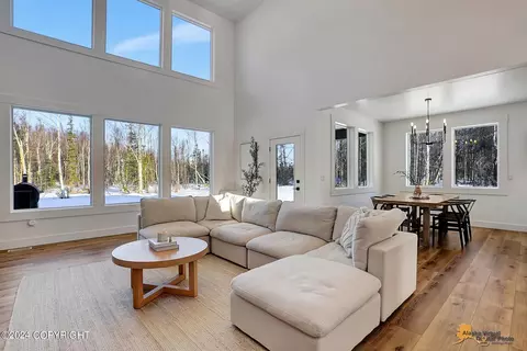Living - 4657 E Gemini Ln, Wasilla, AK 99654 photo 5 of 6