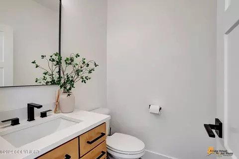 Bath - 4657 E Gemini Ln, Wasilla, AK 99654 photo 1 of 3