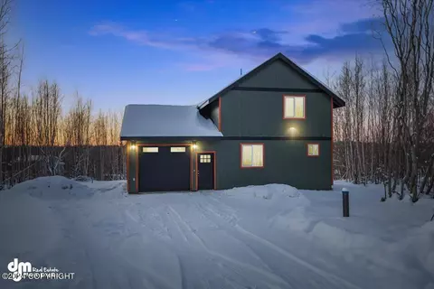 834 N Lilly Dr, Wasilla, AK 99654