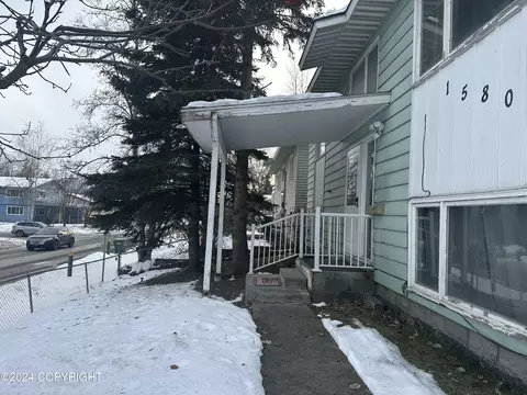 1580 Beaver Pl, Anchorage, AK 99504 photo 3