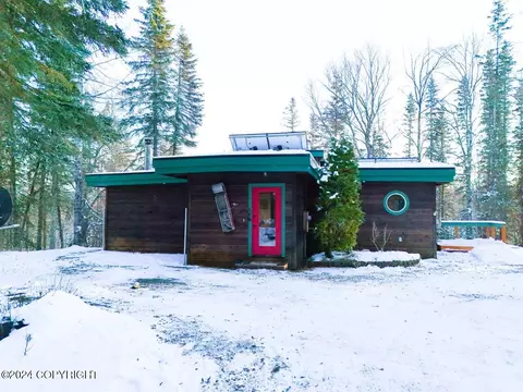 52041 Fox Farmers Rd, Kasilof, AK 99610