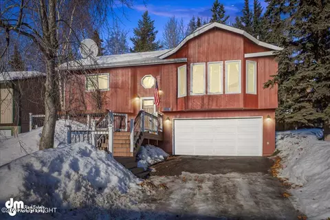 9208 Cam Island Cir, Eagle River, AK 99577