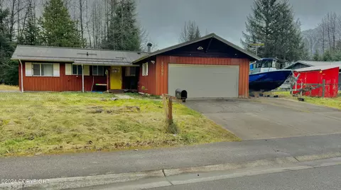 8208 Birch Ln, Juneau, AK 99801