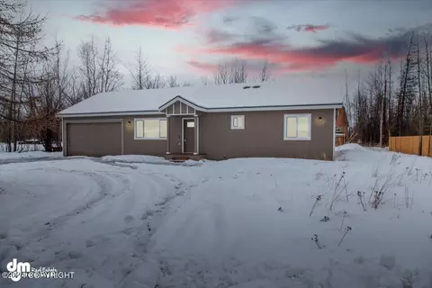 2176 E Chickaloon Rd, Wasilla, AK 99654