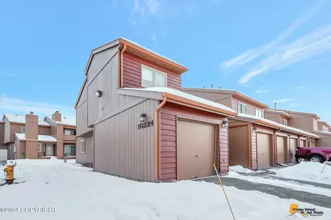 10224 Jamestown Dr # 4A, Anchorage, AK 99507
